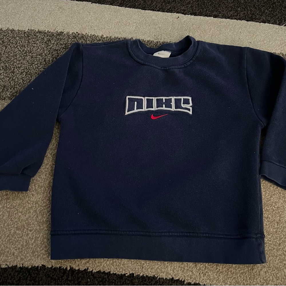 Kids vintage nike crewneck